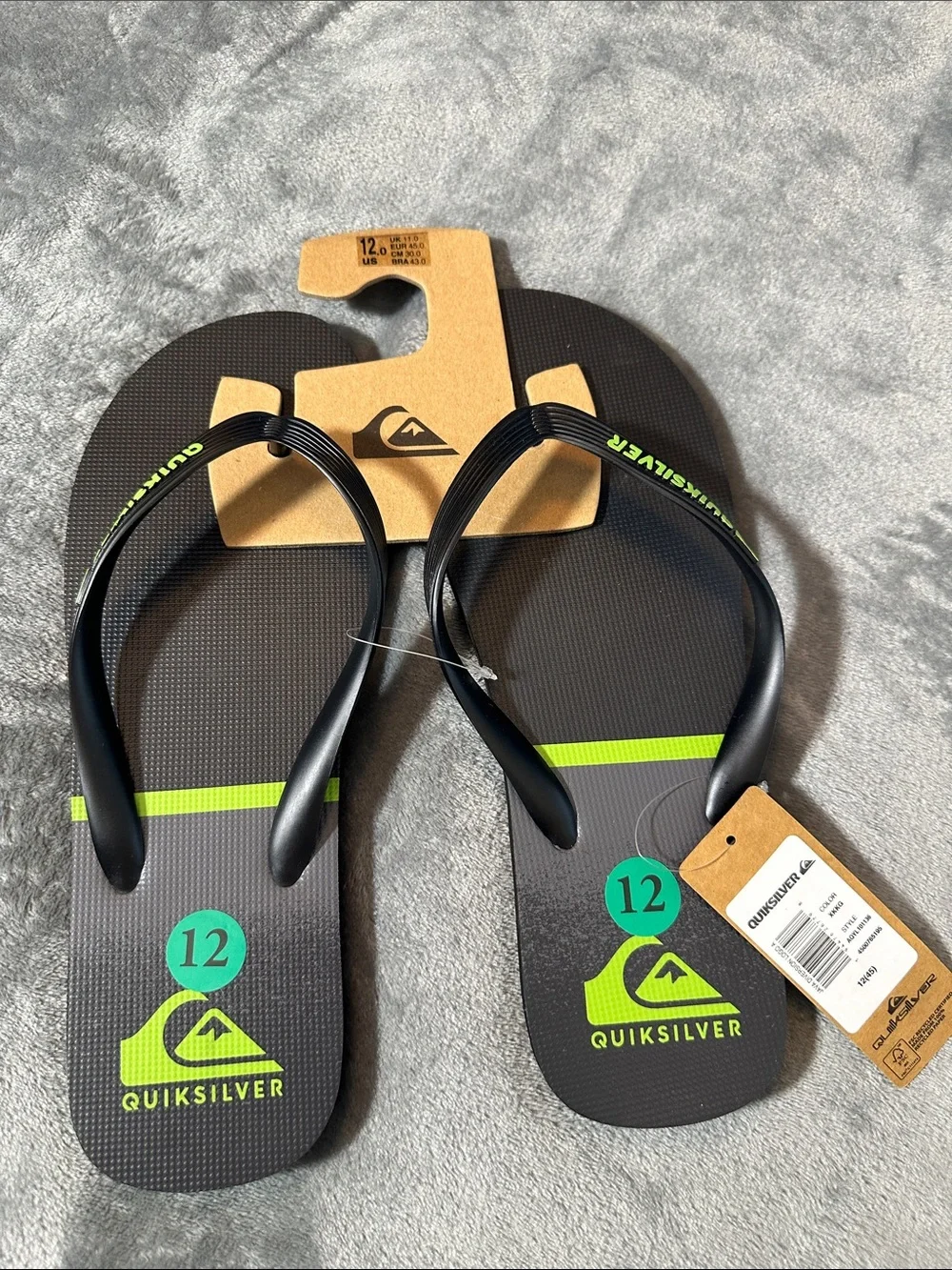 NWTS Men’s Quiksilver Black Flip Flops w/Neon Green Logo Accents Sz 12